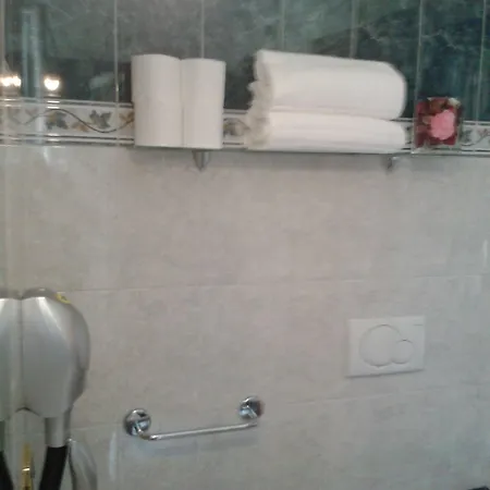 Отель Citta Eterna 3*